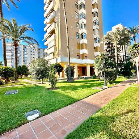 Gorgeous Apartment At The Sea In La Carihuela! トレモリノス エクステリア 写真