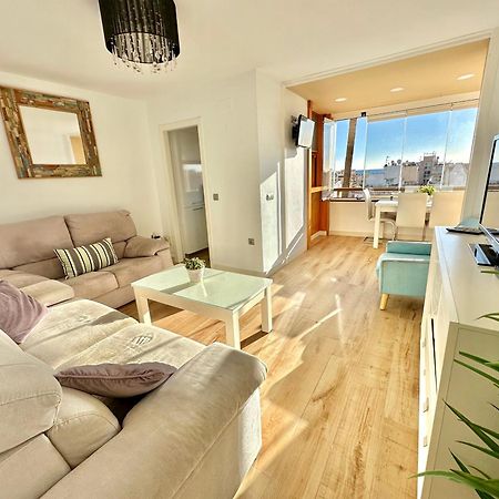 Gorgeous Apartment At The Sea In La Carihuela! トレモリノス エクステリア 写真