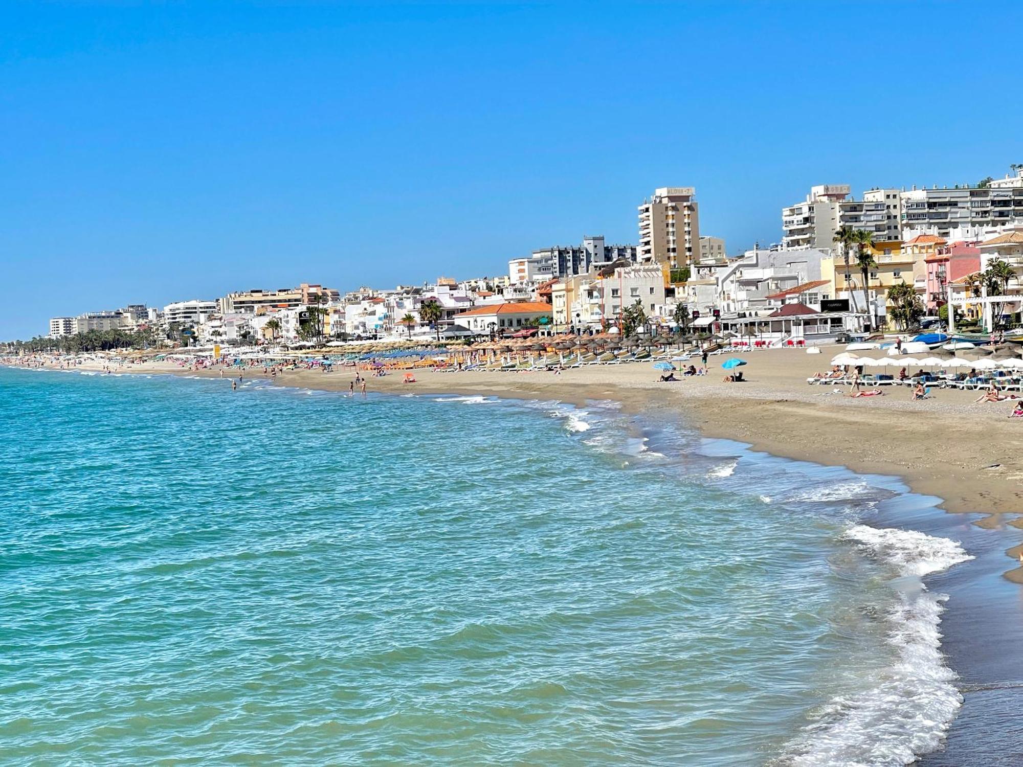 Gorgeous Apartment At The Sea In La Carihuela! トレモリノス エクステリア 写真