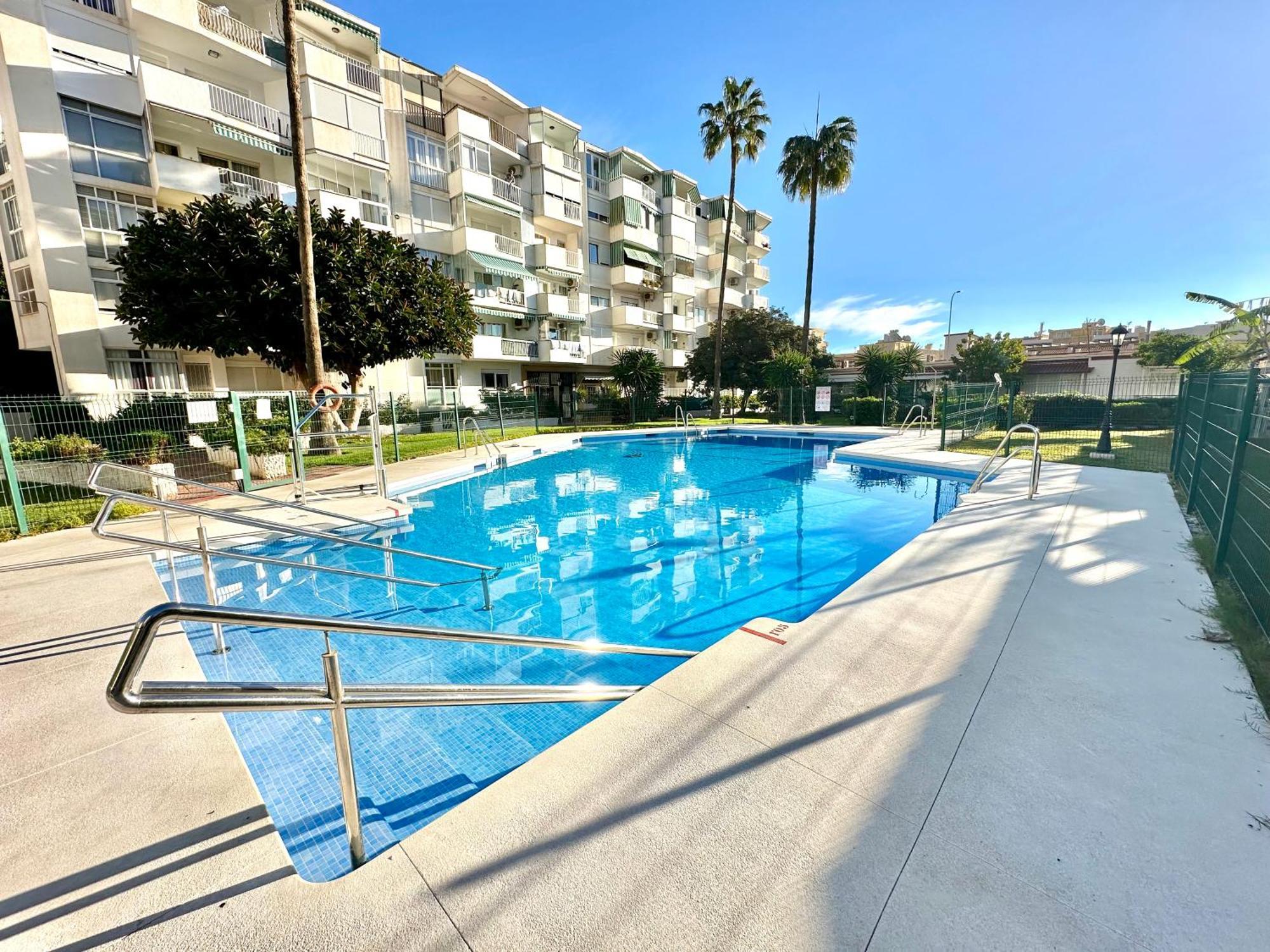 Gorgeous Apartment At The Sea In La Carihuela! トレモリノス エクステリア 写真