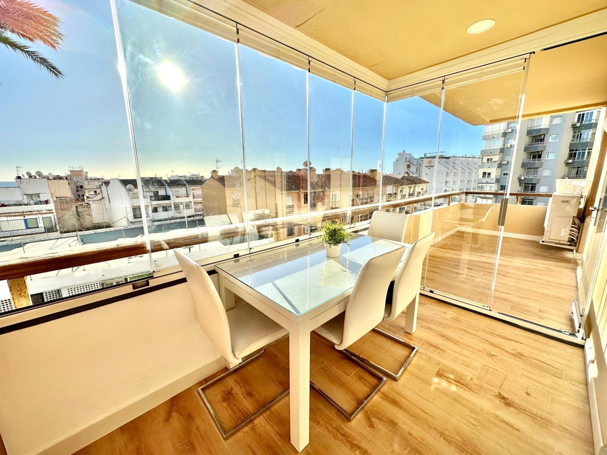 Gorgeous Apartment At The Sea In La Carihuela! トレモリノス エクステリア 写真