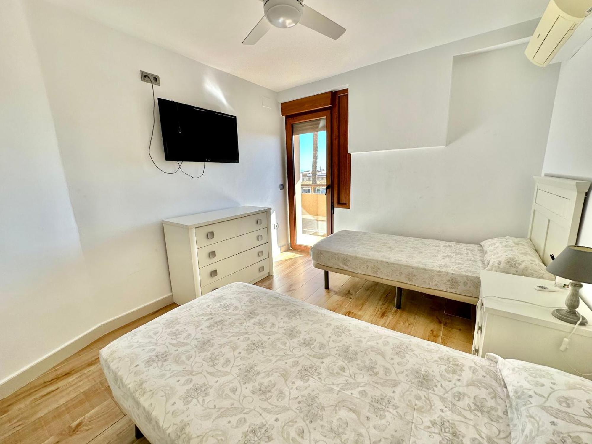 Gorgeous Apartment At The Sea In La Carihuela! トレモリノス エクステリア 写真