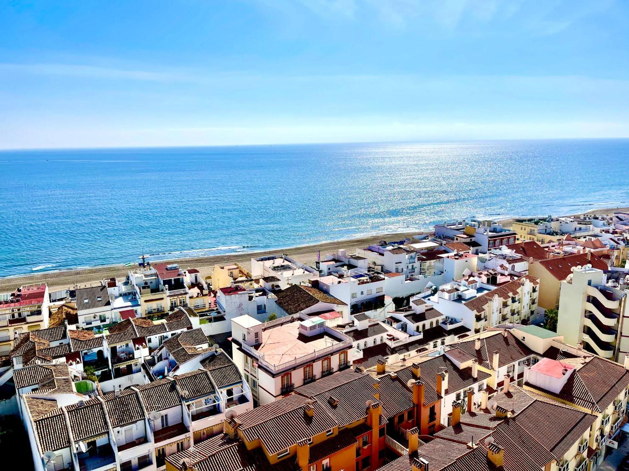 Gorgeous Apartment At The Sea In La Carihuela! トレモリノス エクステリア 写真